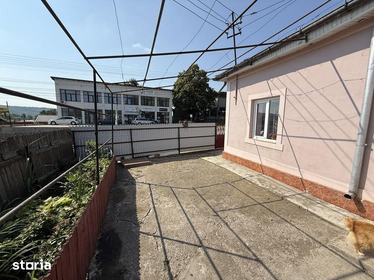 Casă cu 3 camere cu Teren 314 Mp în Central