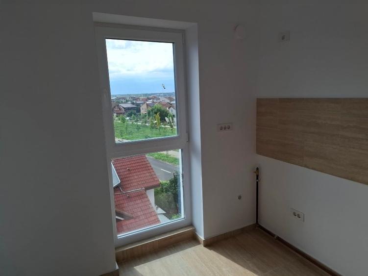 Apartament cu 3 camere decomandat, mobilat în Aviației