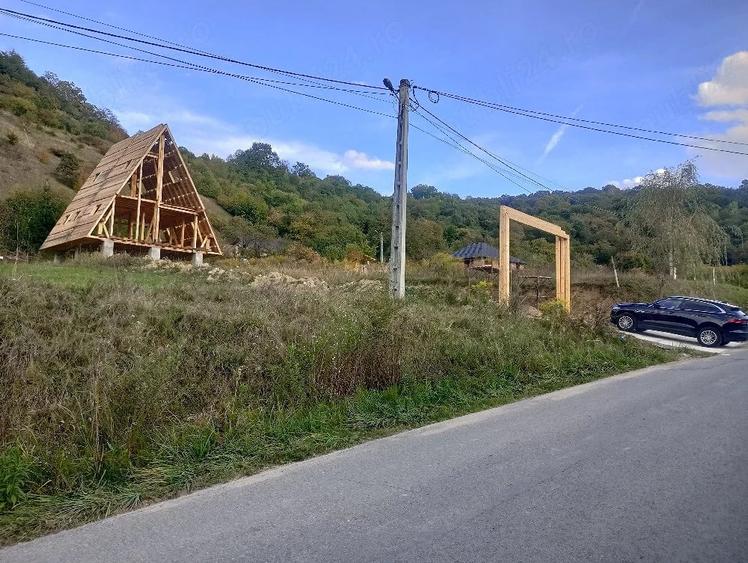 Teren de 700 mp, în Central
