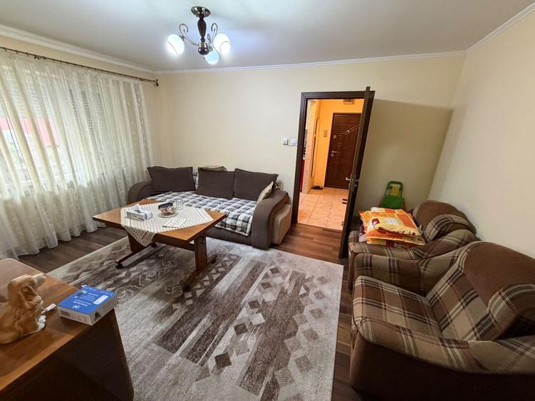 Apartament cu 2 camere în Cetate