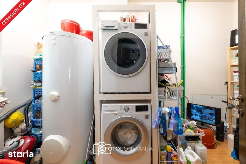 Casă cu 5 camere cu Teren 755 Mp în Palazu Mare