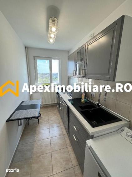Apartament cu 3 camere semidecomandat în Drumul Taberei
