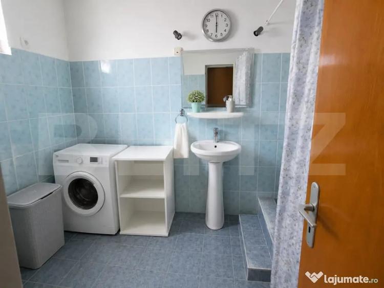 Casă cu 3 camere cu Teren 559 Mp în Romanești