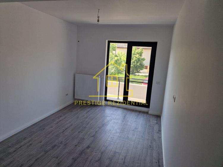 Apartament cu 3 camere decomandat în Theodor Pallady