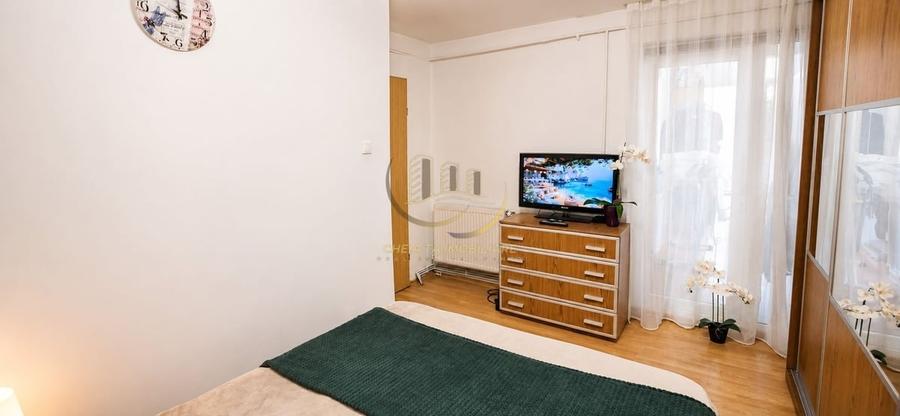 Apartament cu 3 camere decomandat în Central