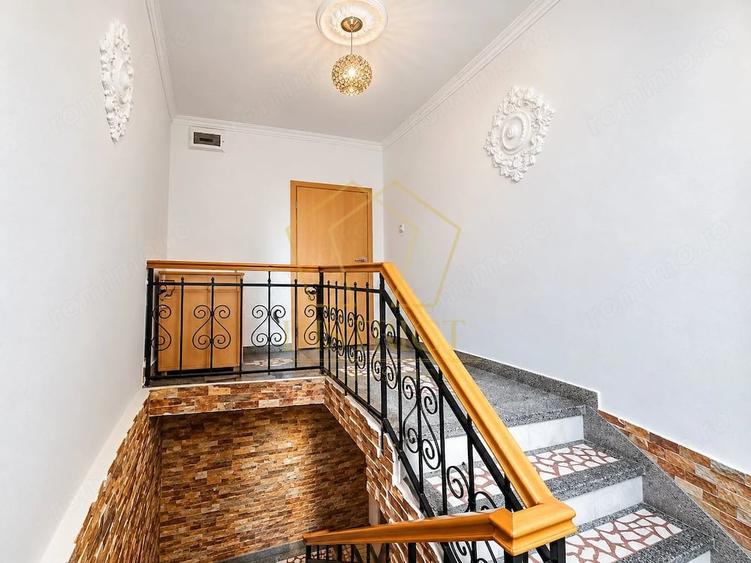 Casă cu 3 camere cu Teren 250 Mp în Girocului
