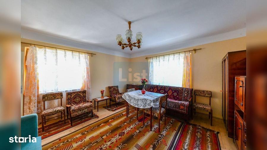 Casă cu 5 camere cu Teren 2594 Mp în Sic