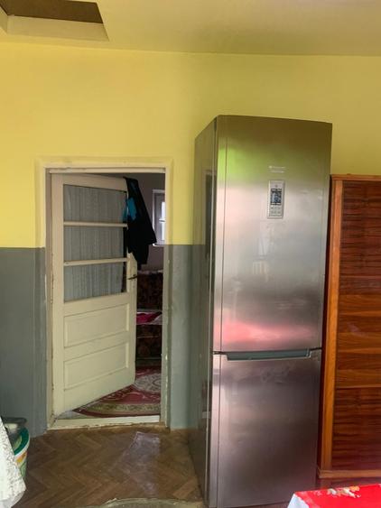 Casă cu 6 camere cu Teren 400 Mp în Central