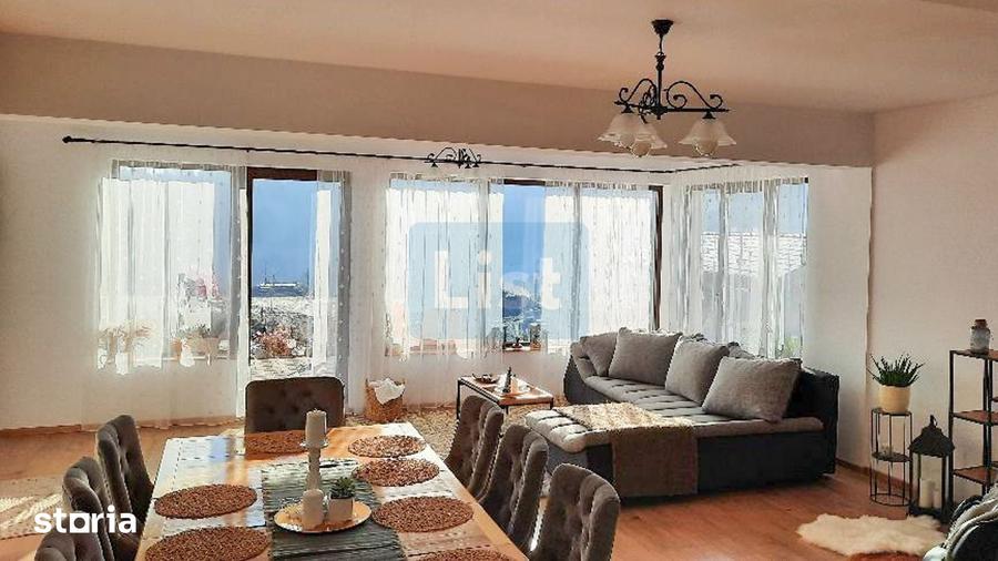 Casă cu 6 camere cu Teren 3500 Mp în Central
