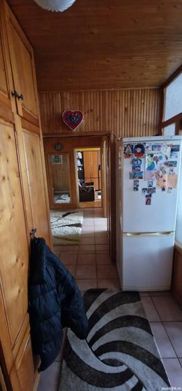 Apartament cu 3 camere decomandat în Precista