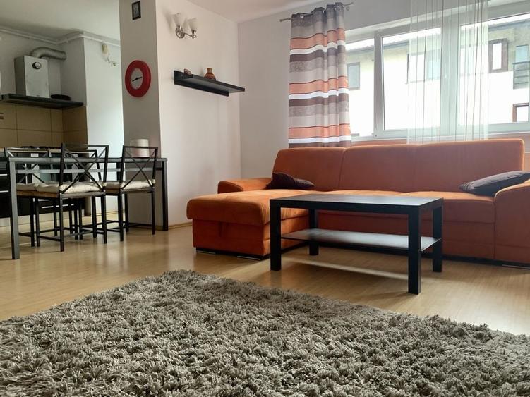 Apartament cu 2 camere semidecomandat în Central