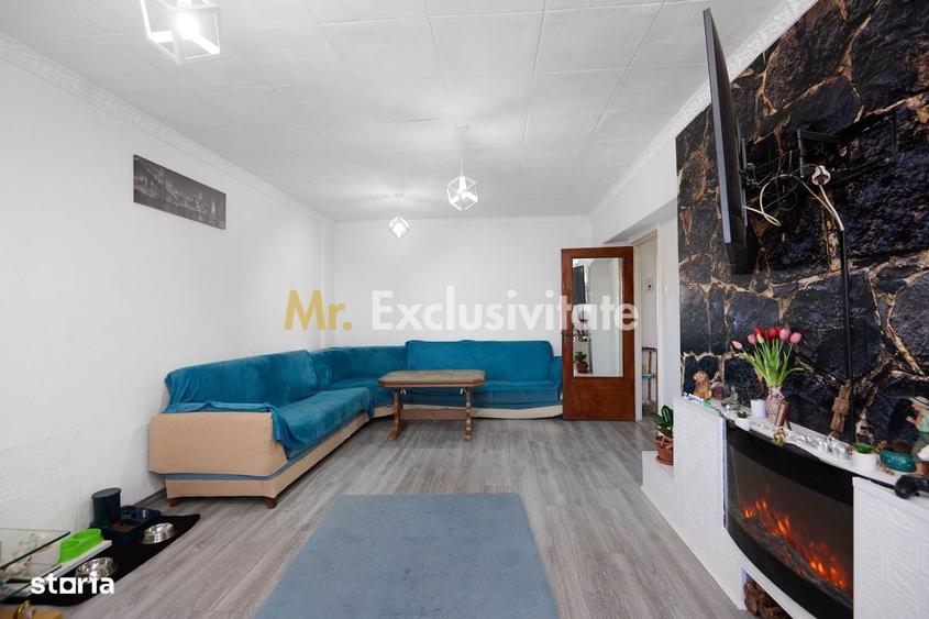 Apartament cu 4 camere decomandat în Central