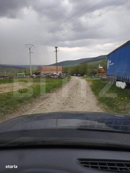 Spațiu comercial, în Petrești