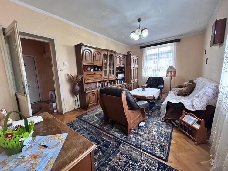 Apartament cu 3 camere decomandat în Luncă