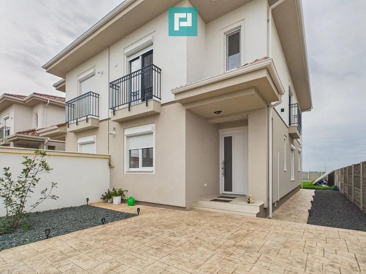 Casă cu 4 camere cu Teren 366 Mp în Sânandrei