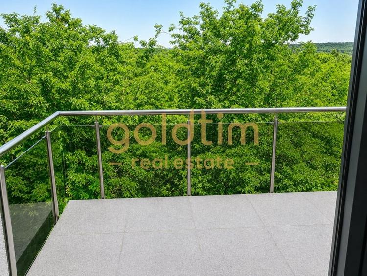 Apartament cu 3 camere decomandat, mobilat în Băneasa
