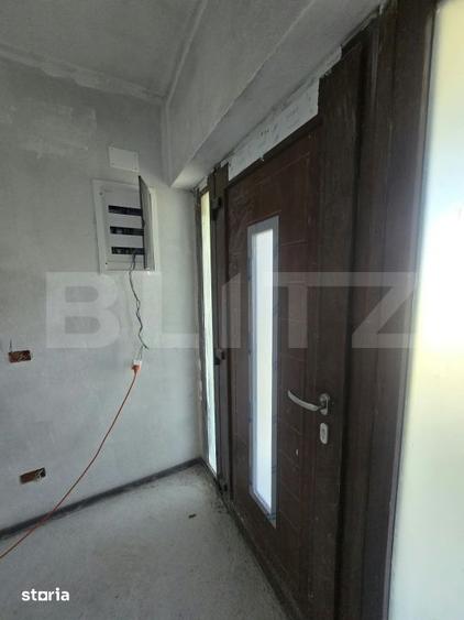 Casă cu 5 camere cu Teren 550 Mp în Gura Ocniței