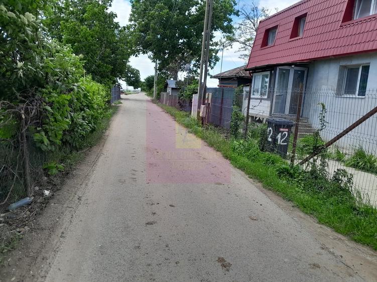 Casă cu 4 camere în Eroii Revoluției