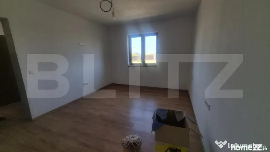 Casă cu 3 camere cu Teren 950 Mp în Central