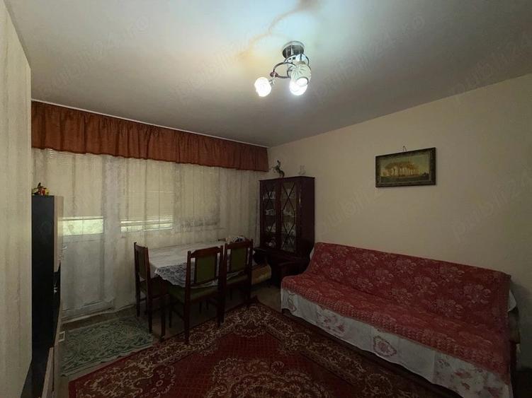 Apartament cu 3 camere decomandat în Ultracentral