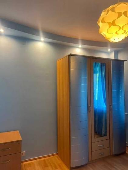 Apartament cu 4 camere decomandat în Timpuri Noi