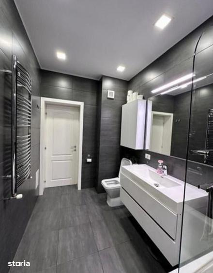 Apartament cu 3 camere decomandat în Ozana