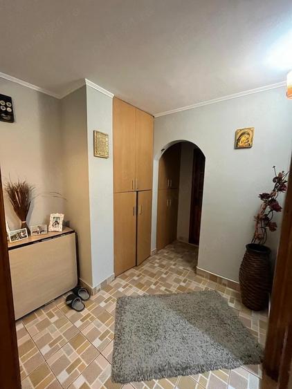 Vand apartament 2 camere - Brosteni - 5