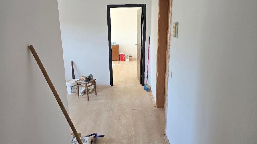 Vand apartament cu 2 camere decomandat Deva, zona Eminescu (Politie) - 4