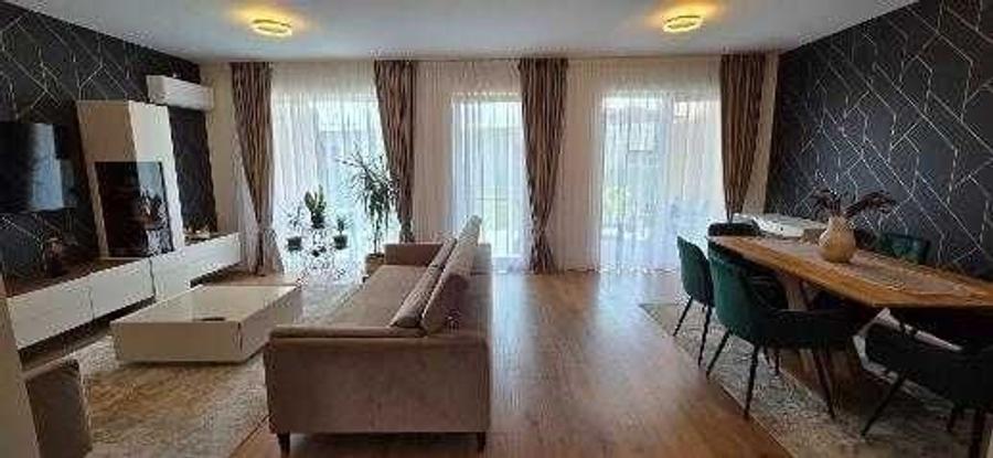 Casă cu 3 camere cu Teren 115 Mp în Central