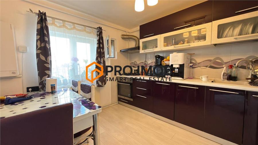 Apartament cu 4 camere decomandat, mobilat în Dorobanți 1