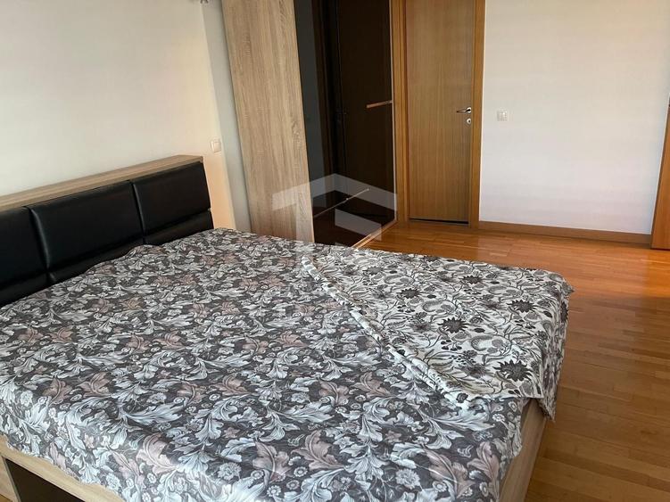 Apartament cu 3 camere decomandat, mobilat în Mihai Bravu