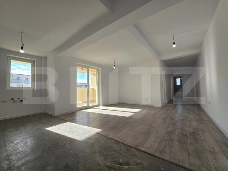 Apartament cu 3 camere decomandat în Torontalului