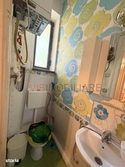 3 camere inchiriere Dacia intersec?ie cu Mo?ilor - 1