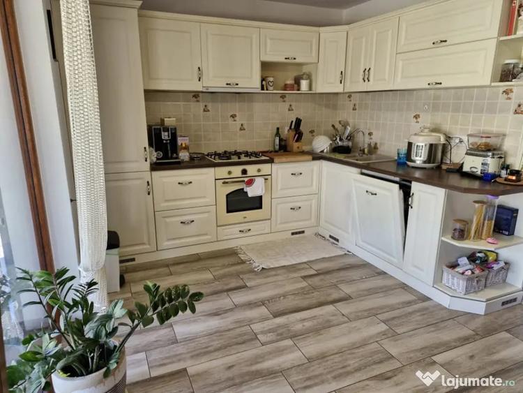 Casă cu 1 camere cu Teren 1024 Mp în Malu Mare