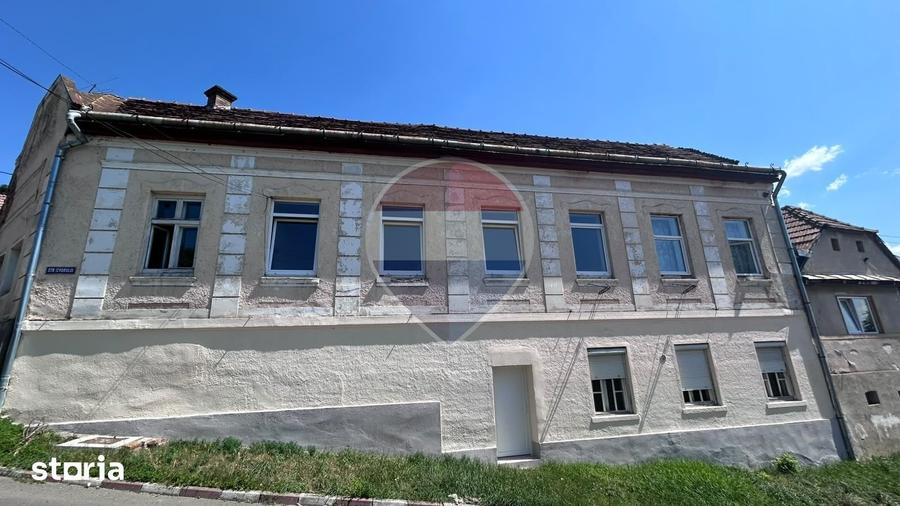 Casă cu 3 camere cu Teren 140 Mp în Central