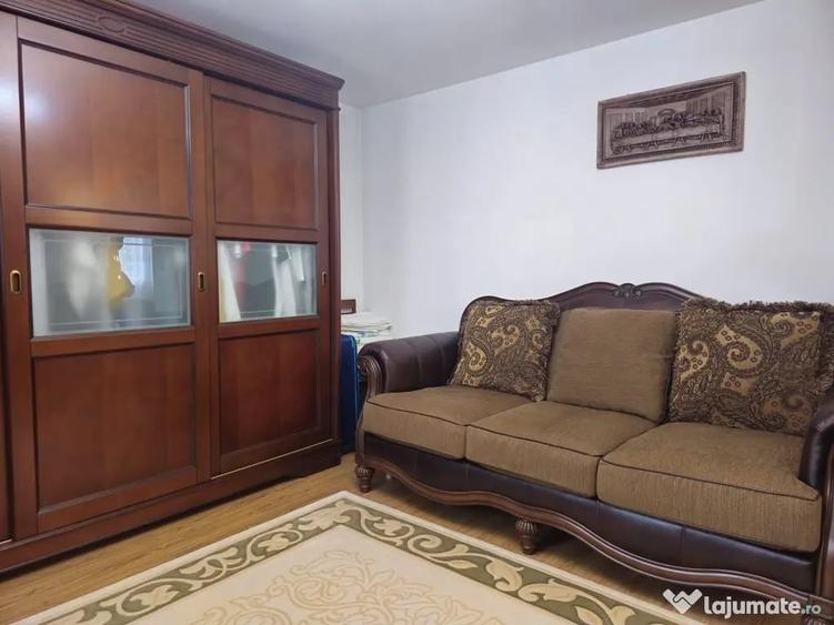 Casă cu 3 camere cu Teren 850 Mp în Pechea