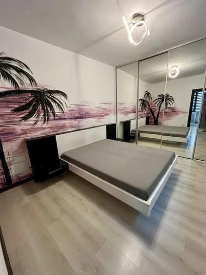 Apartament cu 2 camere semidecomandat, mobilat în Păcii