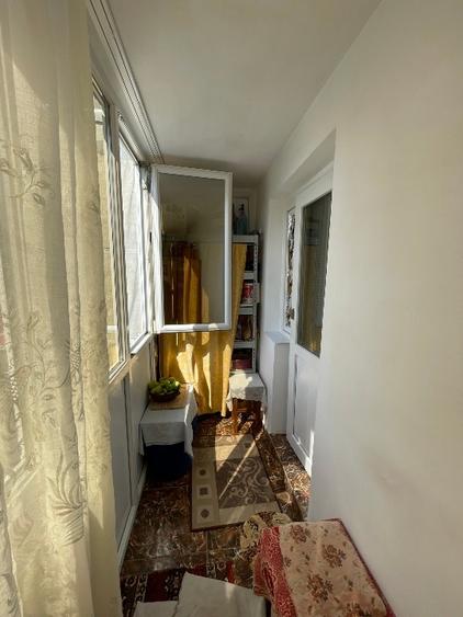 Apartament cu 3 camere, mobilat în Girocului