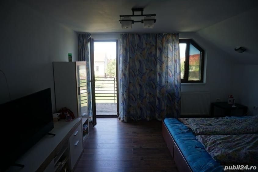 Casă cu Teren 1500 Mp în Bacova