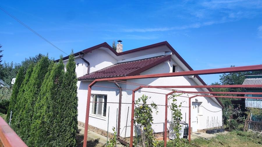 Casă individuală cu 3 camere cu Teren 3825 Mp în Icușeni
