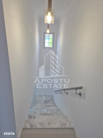 Casă cu 4 camere cu Teren 300 Mp în Moșnița Nouă