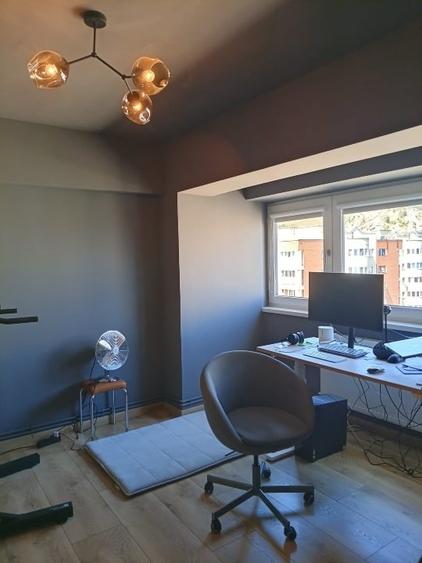 Apartament cu 4 camere decomandat, mobilat în Răcădău