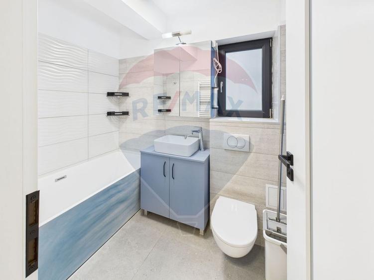 Apartament cu 3 camere decomandat, mobilat în Lujerului