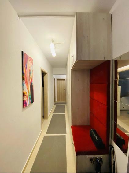Apartament cu 3 camere decomandat în Fundeni