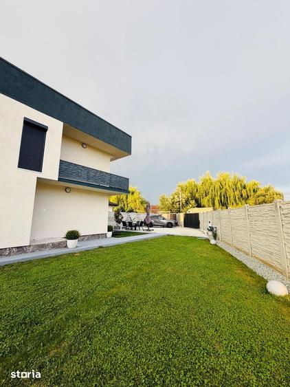 Casă cu 4 camere cu Teren 366 Mp în Primăverii