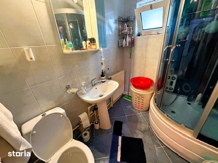 Apartament cu 3 camere în Crișan