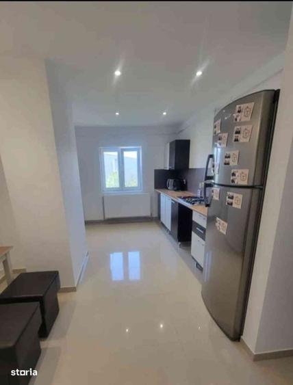 Apartament cu 2 camere decomandat în Micro 3