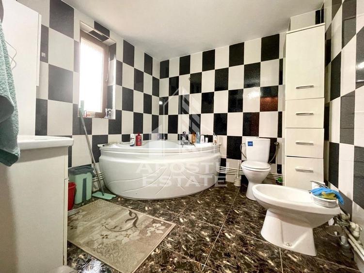 Apartament cu 3 camere decomandat, mobilat în Bujac