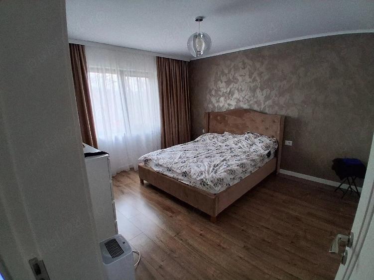 Casă cu Teren 640 Mp în Central