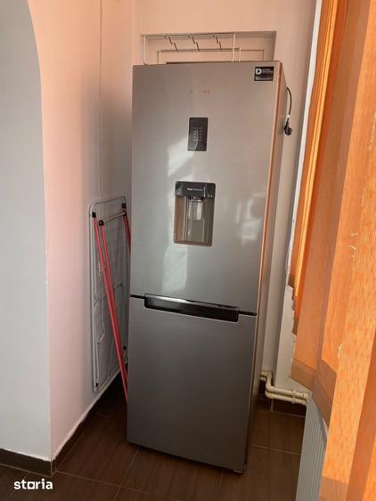 Apartament cu 3 camere în Ostroveni